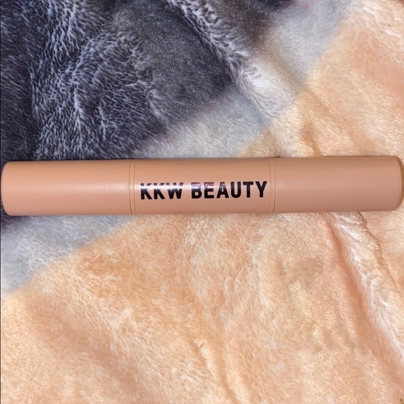 Kylie Cosmetics Other - 3/$25💖🧡KKW BEAUTY MEDIUM HIGHLIGHT STICK
